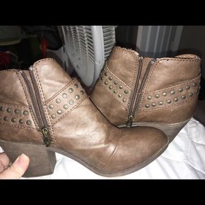 Women's Ankle Booties